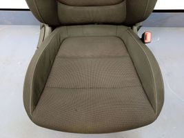 KIA Rio Front passenger seat 01