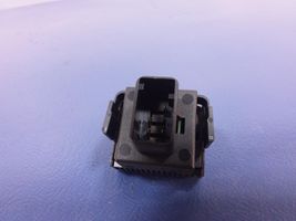 Volkswagen Cross Polo Light switch 6RU941333