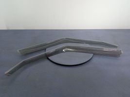 Suzuki Vitara (ET/TA) Spoleris aizmugurējam logam 