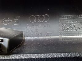 Audi Q7 4L Garnitures hayon 4L0867607