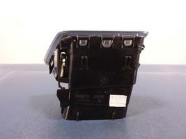 Citroen C4 II Kojelaudan sivutuuletussuuttimen kehys 9676606977