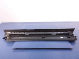 Toyota Avensis Verso Rivestimento vano piedi laterale 67914-05050