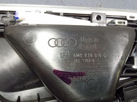 Audi Q7 4M Poignée inférieure de porte avant 4M0867223A