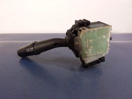 Toyota Avensis T250 Interruptor/palanca de limpiador de luz de giro 84652-05170