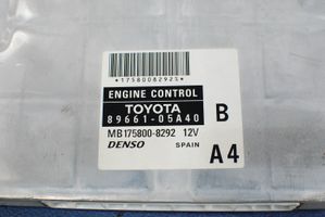 Toyota Avensis Verso Unité de commande, module ECU de moteur 8966105A40