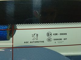 Peugeot 508 RXH Szyba tylna 01