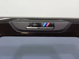 BMW X3 G01 Aizmugurējā sliekšņa dekoratīvā apdare (ārējā) 8072940