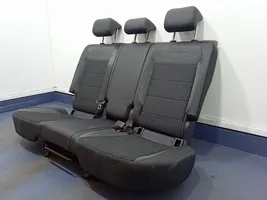 Volkswagen PASSAT B7 USA Toisen istuinrivin istuimet 01