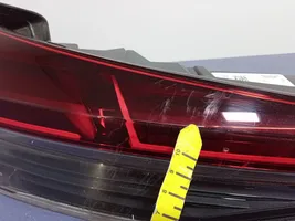 Audi Q4 Sportback e-tron Lampa oświetlenia tylnej tablicy rejestracyjnej 89A945095