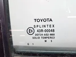 Toyota Avensis T250 Portiera posteriore 01