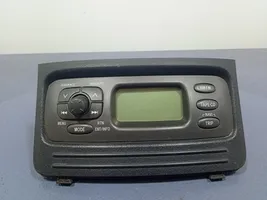 Toyota Yaris Verso Unité principale radio / CD / DVD / GPS 86110-52030