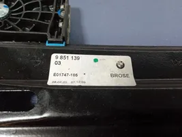 BMW 2 F44 Elektryczny podnośnik szyby drzwi tylnych 9851139