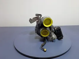 BMW 7 F01 F02 F03 F04 Cześć układu próżniowego turbosprężarki 7799758