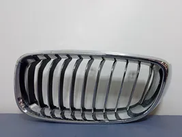 BMW 3 F30 F35 F31 Grotelės priekinės 7294803