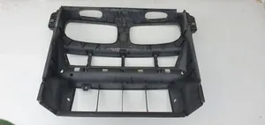 BMW X5 E70 Pannello di supporto del radiatore 51647177878