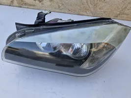 BMW X1 E84 Lampa przednia 89093492