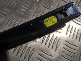 BMW 5 G30 G31 Copertura modanatura barra di rivestimento del tetto 573250618