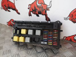 Mercedes-Benz Sprinter W906 Module de fusibles 9065450201