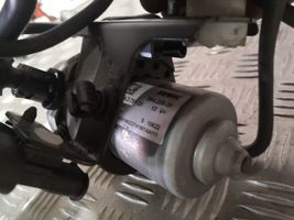 BMW 5 G30 G31 Alipainepumppu 6880628