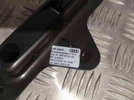 Audi A3 S3 8V Avattavan katon lukituksen vastakappale 8V7871443