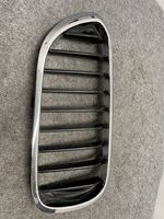 BMW 5 G30 G31 Atrapa chłodnicy / Grill 7390866