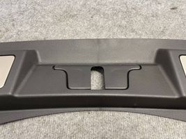 Land Rover Evoque II Rivestimento di protezione sottoporta del bagagliaio/baule K8D2113A10B