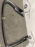 BMW 5 G30 G31 Altro elemento di rivestimento della portiera anteriore 7384927