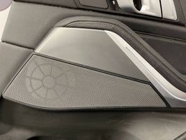 BMW X5 G05 Garniture panneau de porte arrière 83688081