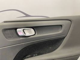 Volvo XC40 Rivestimento del pannello della portiera posteriore 31407710