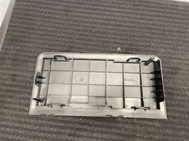 Mercedes-Benz GLE (W166 - C292) Fuse box cover A1665400282