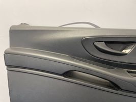 Mercedes-Benz Vito Viano W447 Rivestimento del pannello della portiera anteriore A4477274471