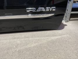 Dodge RAM Etuovi 
