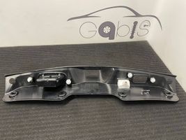 Mercedes-Benz C W205 Altro elemento di rivestimento bagagliaio/baule A2057500500