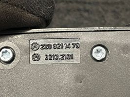 Mercedes-Benz C W205 Interrupteur d'ouverture de coffre A2208211479