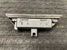 Audi Q3 F3 Rekisterikilven valo 8W6943021A