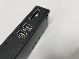Mercedes-Benz GLC X253 C253 Connettore plug in USB A2058200226