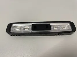 Mercedes-Benz C W205 Lampka podsufitki tylna A2389065100