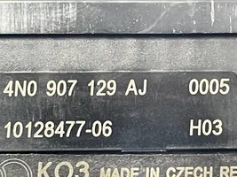 Audi A6 S6 C8 4K Manetka / Przełącznik kierunkowskazów wycieraczek 4N0907129AJ