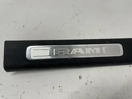 Dodge RAM Listwa progowa tylna 6WC73TRMAA