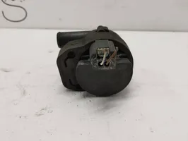 Mercedes-Benz E W213 Pompe à eau de liquide de refroidissement A0005005400