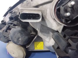 Mercedes-Benz Vaneo W414 Lampa przednia 0301189202