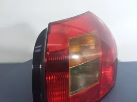 Toyota Corolla E120 E130 Lampa tylna 02-51