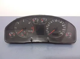 Audi A4 S4 B5 8D Compteur de vitesse tableau de bord 8D0919880M