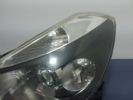 Renault Clio III Lampa przednia 7701061075