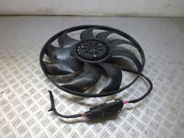 BMW 5 G30 G31 Ventilatore di raffreddamento elettrico del radiatore 8686163