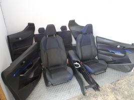 Toyota C-HR Set di rivestimento sedili e portiere 