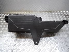 BMW 3 F30 F35 F31 Boîtier filtre à air 70518554