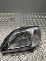 Dacia Logan VAN Lampa przednia 8200211005