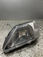 Dacia Logan VAN Lampa przednia 8200211005