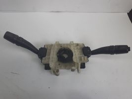 Hyundai Terracan Interruptor/palanca de limpiador de luz de giro 9340039201